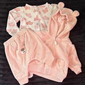 Carter’s Bear Matching Set